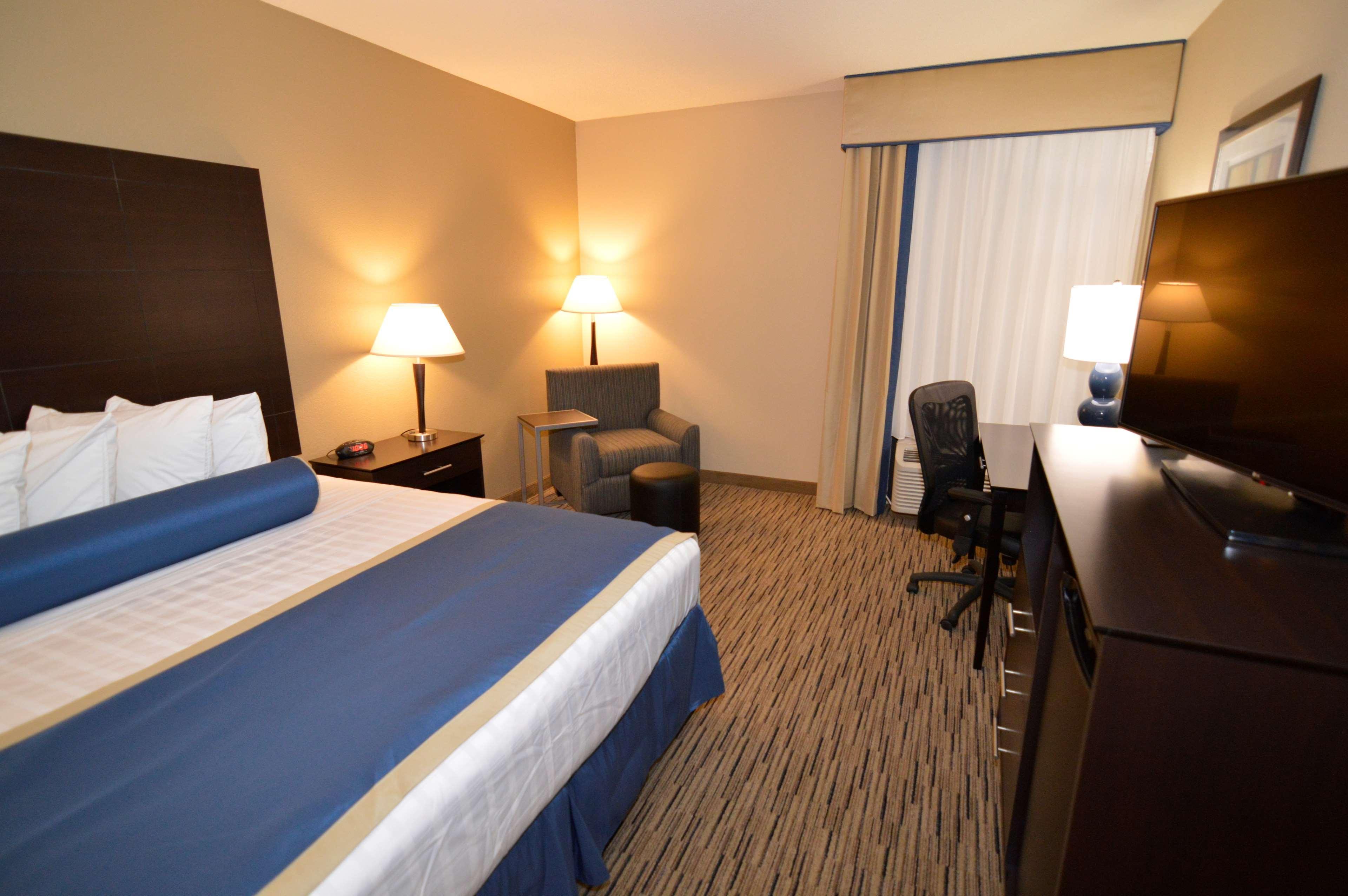 Best Western New Albany Bagian luar foto