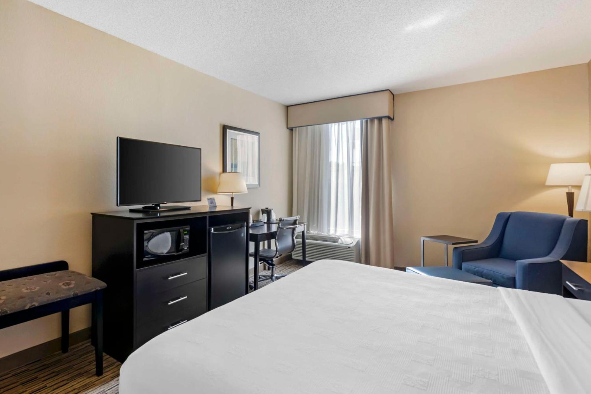 Best Western New Albany Bagian luar foto