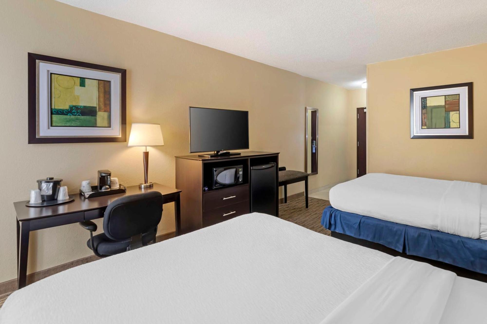 Best Western New Albany Bagian luar foto