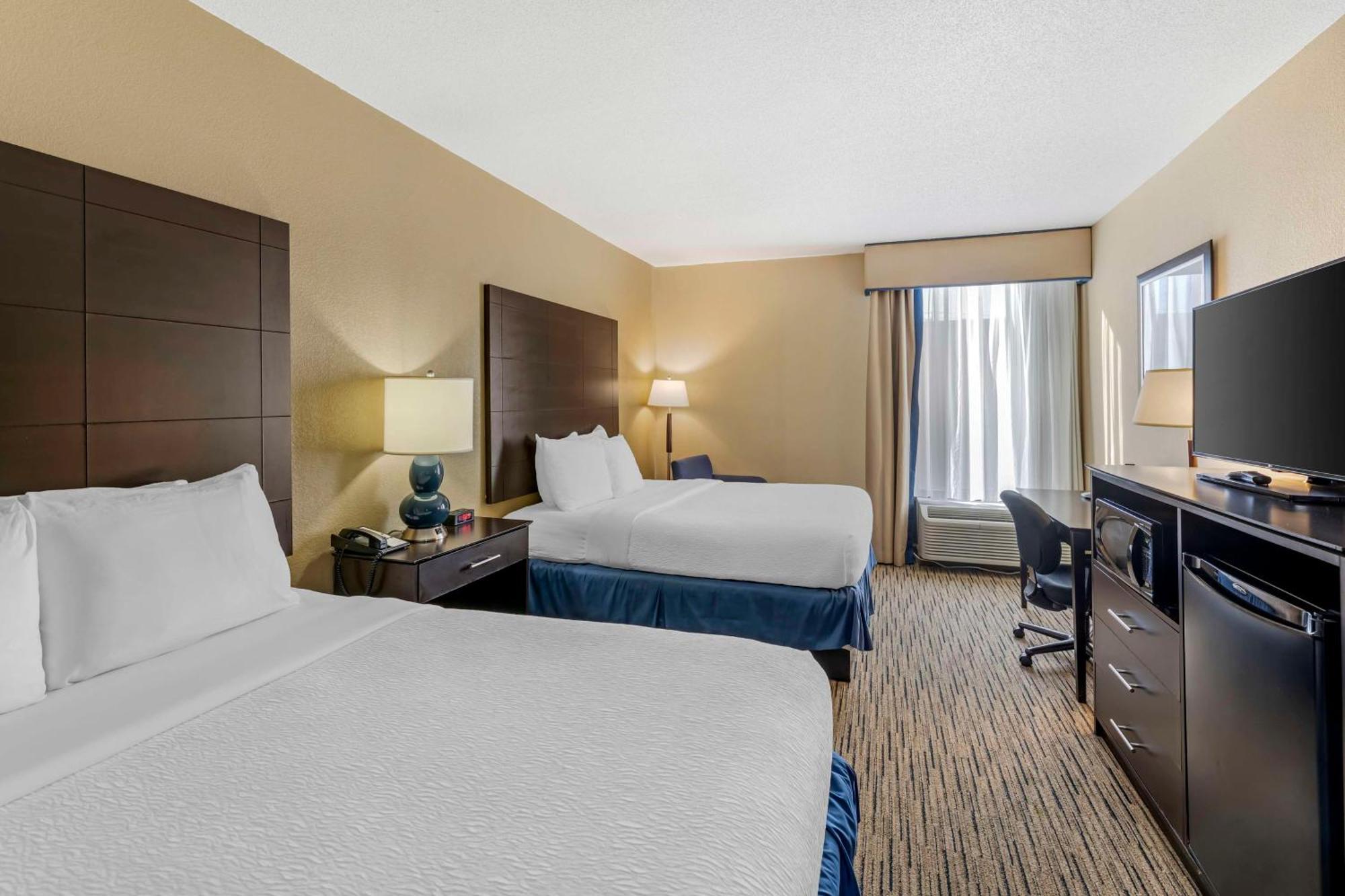 Best Western New Albany Bagian luar foto